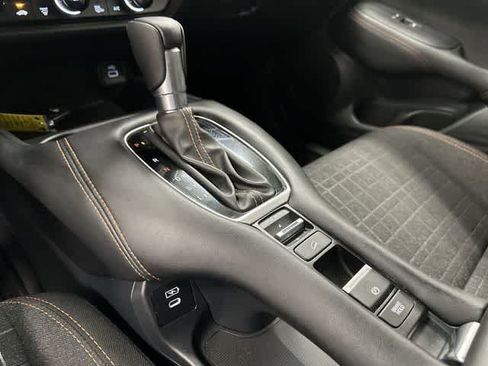Used 2025 Honda HR-V Sport image 24