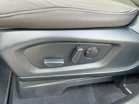 Used 2021 Ford Explorer XLT RWD image 19