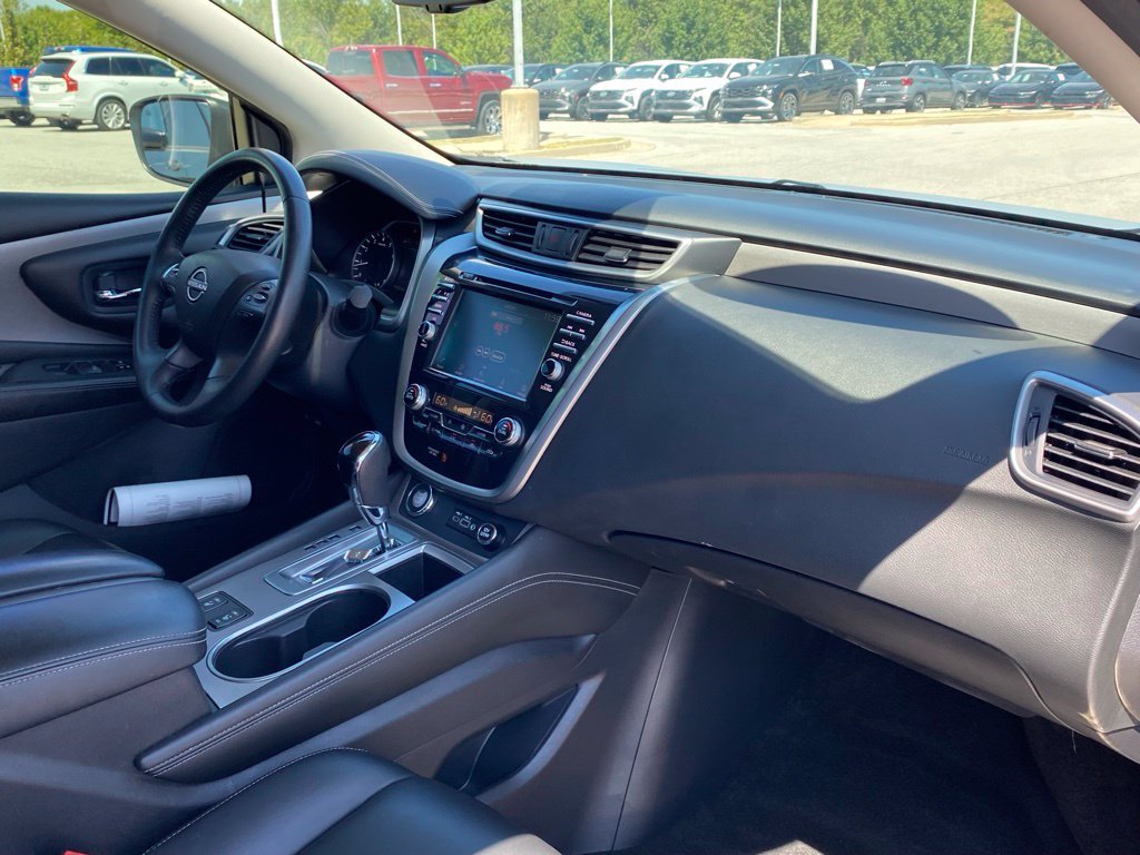 Used 2024 Nissan Murano SV w/ SV Midnight Edition Package FWD image 30