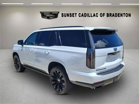 New 2026 Cadillac Escalade Platinum Sport w/ LPO, ONYX Package AWD/4WD image 6