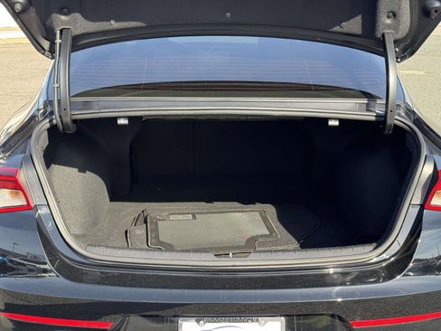 Used 2023 Kia K5 GT image 12