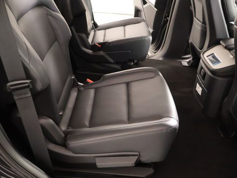 New 2026 Lincoln Navigator Premiere image 15