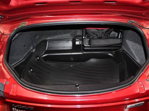 Used 2016 MAZDA MX-5 Miata Grand Touring RWD image 27