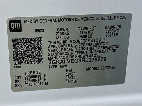 Used 2024 GMC Terrain SLT AWD/4WD image 33