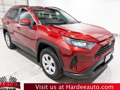 Used 2019 Toyota RAV4 LE AWD/4WD image 6