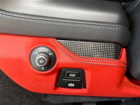 Used 2022 Ferrari F8 Tributo image 26