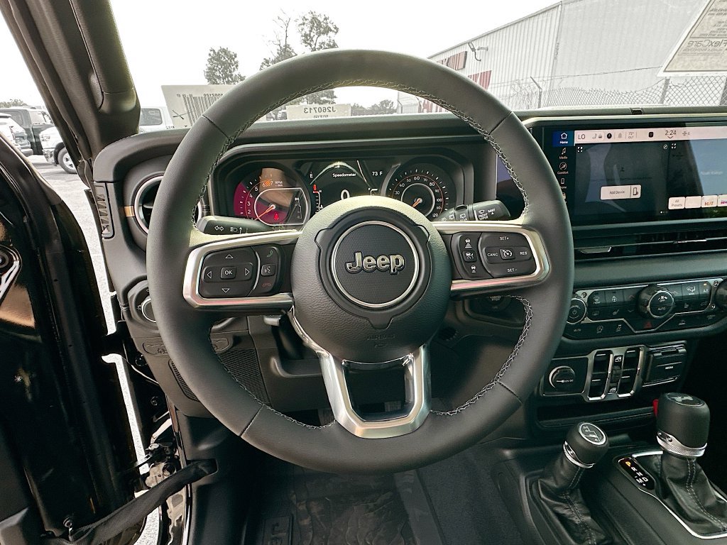 New 2026 Jeep Wrangler Unlimited Sahara AWD/4WD image 15