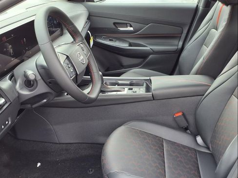 New 2026 Nissan Sentra SR image 12