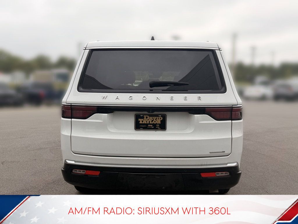 Used 2024 Jeep Wagoneer L Series II w/ Flexible Seating Group AWD/4WD image 3