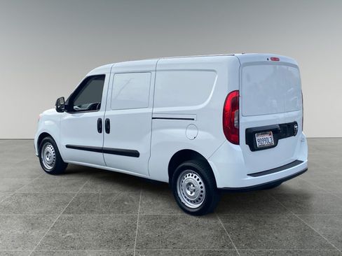 Used 2022 RAM ProMaster City Tradesman FWD image 3
