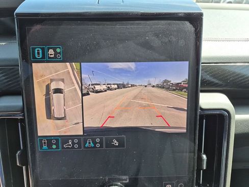 New 2026 GMC Yukon XL AT4 w/ AT4 Preferred Package image 45