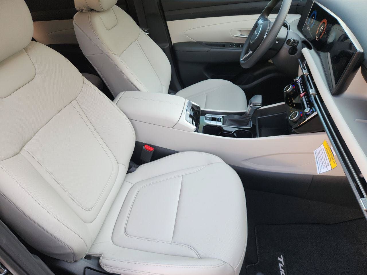 New 2026 Hyundai Tucson SEL Plus FWD image 10