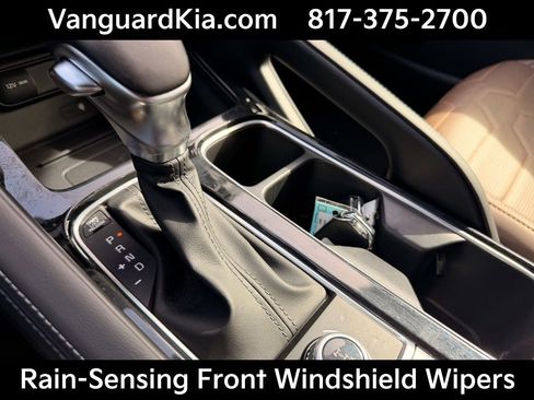 Certified 2022 Kia Telluride SX w/ SX Prestige Package image 23