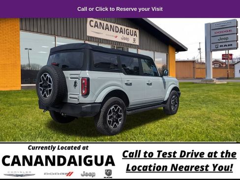 Used 2022 Ford Bronco Outer Banks AWD/4WD image 13