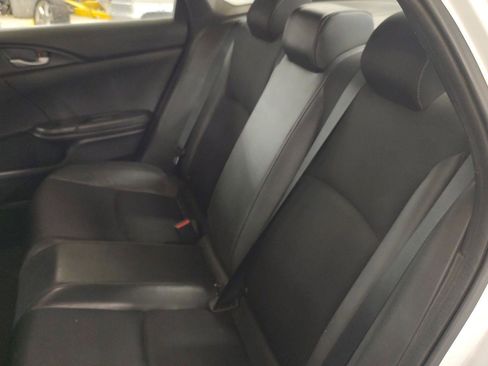 Used 2019 Honda Civic Sport image 18