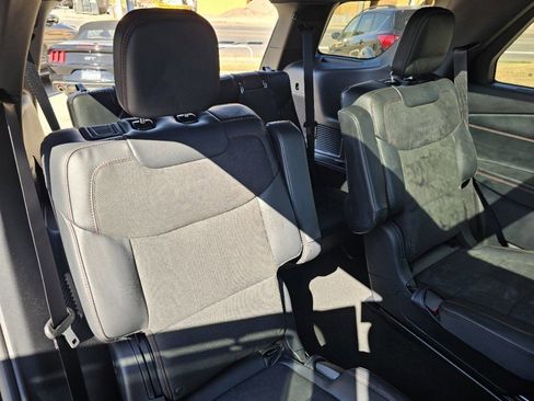 Used 2025 Ford Explorer ST image 24