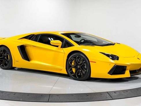 Used 2015 Lamborghini Aventador LP 700-4 AWD/4WD image 38