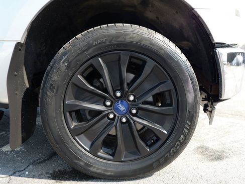 Used 2017 Ford F150 XLT w/ Equipment Group 302A Luxury image 11