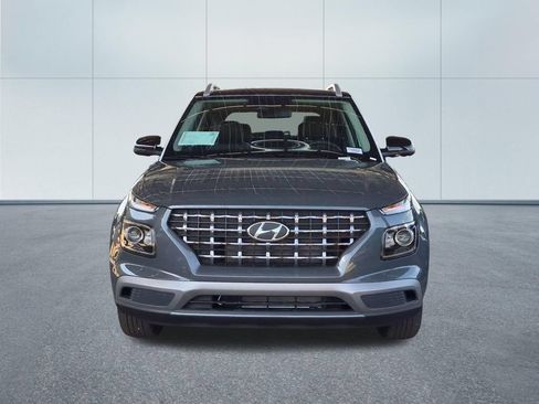 New 2026 Hyundai Venue SEL FWD image 2