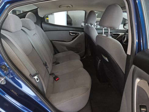 Used 2016 Hyundai Elantra SE w/ Option Group 02 FWD image 23