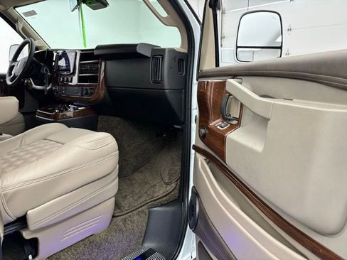 New 2026 GMC Savana 2500 w/ Driver Convenience Package RWD image 23