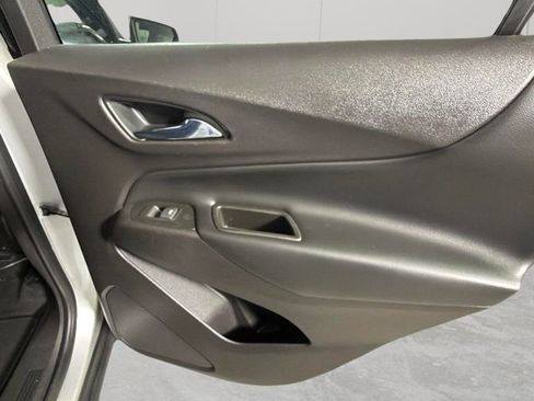 Certified 2018 Chevrolet Equinox LT FWD image 31
