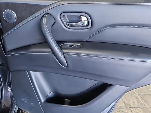 Used 2024 INFINITI QX80 Luxe image 15
