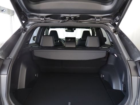 Used 2025 Toyota RAV4 XLE image 11