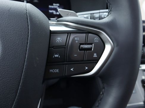 Used 2025 Lexus GX 550 GX 550 Premium+ w/ Accessory Package (Z1) image 18