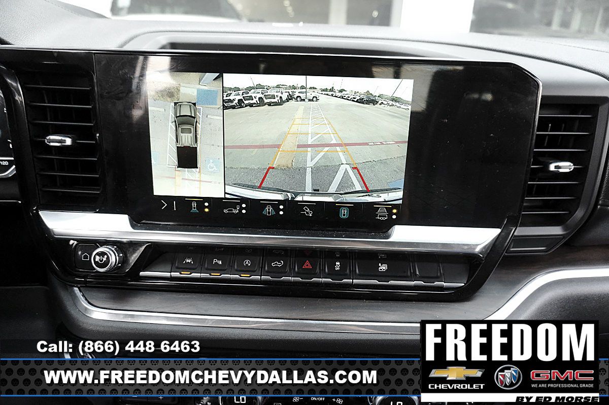 Used 2023 GMC Acadia SLE w/ Driver Convenience Package FWD image 16
