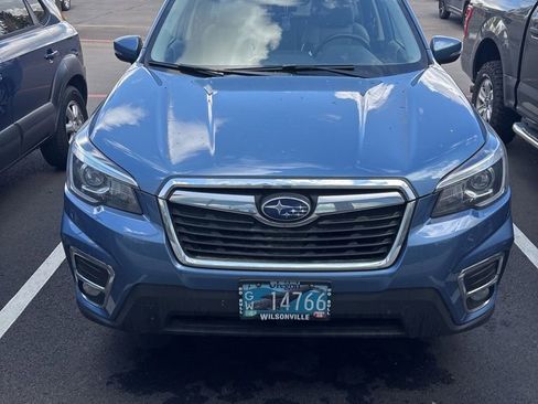 Used 2020 Subaru Forester Limited w/ Popular Package #3 image 3