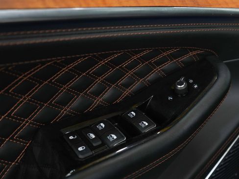 Used 2024 Jeep Grand Cherokee Summit image 22