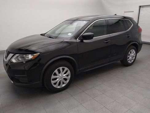 Used 2020 Nissan Rogue S image 2