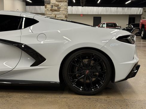 Used 2023 Chevrolet Corvette Stingray Coupe w/ Z51 Performance Package RWD image 8