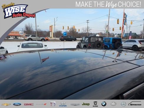 Used 2020 Ford Edge Titanium w/ Equipment Group 301A image 17