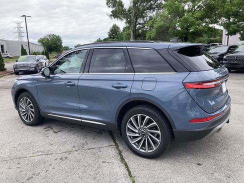 Certified 2025 Lincoln Corsair Reserve w/ Towing Package FWD image 7