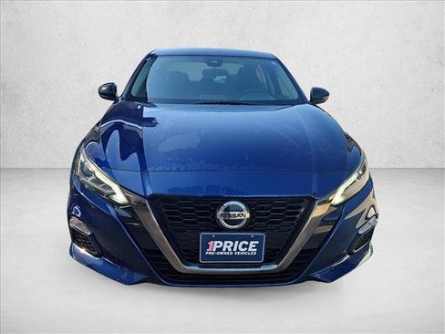 Used 2020 Nissan Altima 2.5 SR image 9