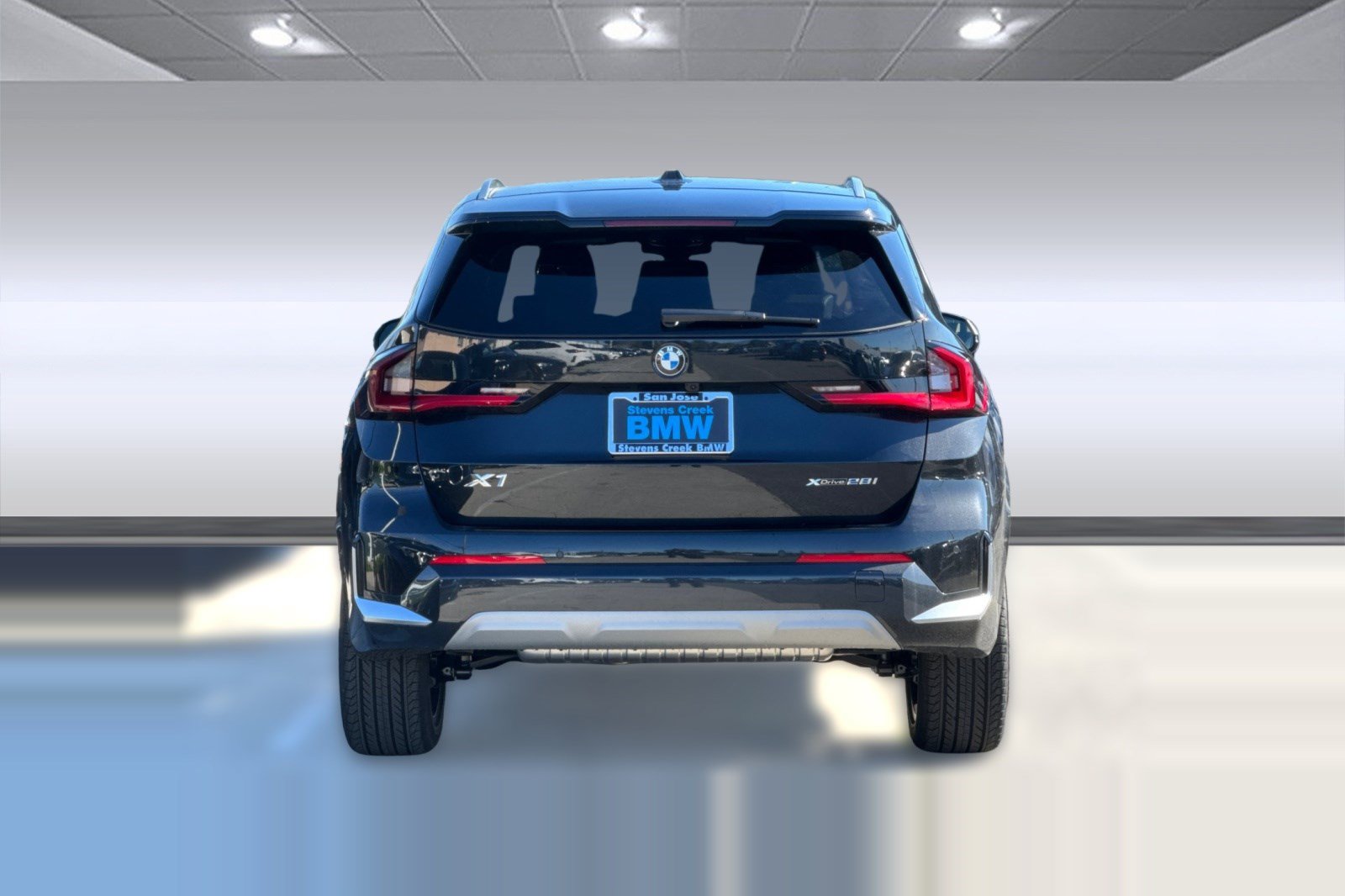 Used 2026 BMW X1 xDrive28i w/ Technology Package AWD/4WD image 10