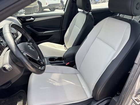 Used 2020 Volkswagen Jetta R-Line FWD image 10