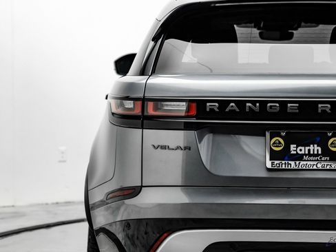 Used 2022 Land Rover Range Rover Velar R-Dynamic S image 12