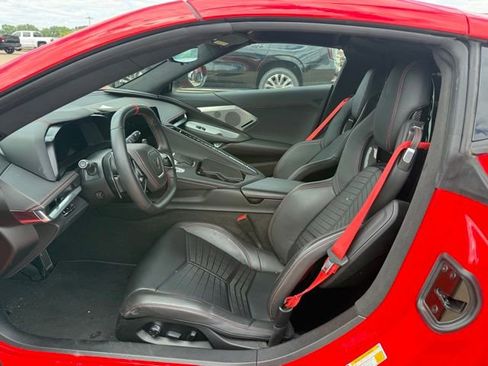 Used 2024 Chevrolet Corvette Stingray Premium Cpe w/ Z51 Performance Package RWD image 10