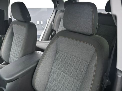 Used 2024 Chevrolet Equinox LT FWD image 14
