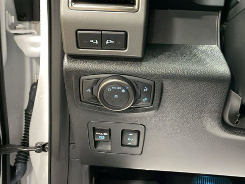 Used 2020 Ford F150 Raptor w/ Equipment Group 802A Luxury image 18