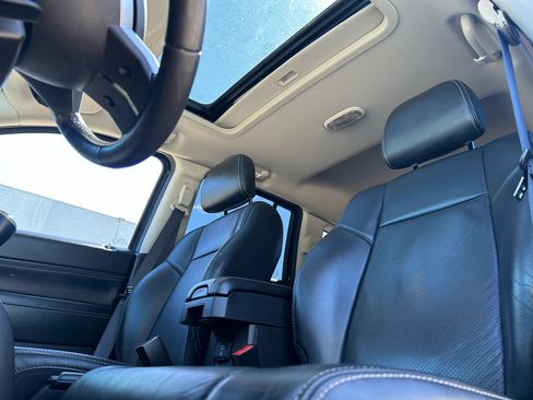 Used 2017 Jeep Compass High Altitude image 11