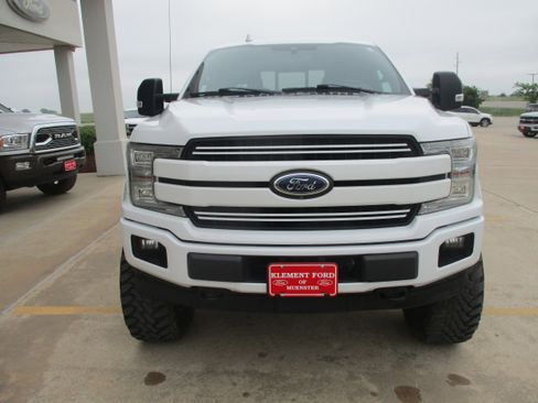 Used 2018 Ford F150 Lariat w/ Equipment Group 502A Luxury image 17