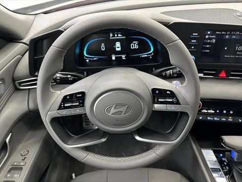 New 2026 Hyundai Elantra SEL Sport image 23