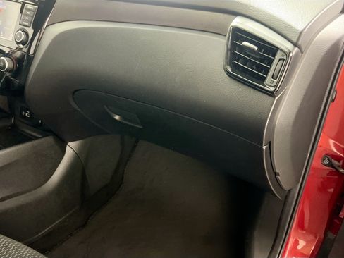 Used 2019 Nissan Rogue Sport S w/ Appearance Package FWD image 34
