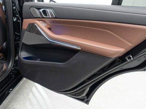 Used 2026 BMW X7 xDrive40i image 37