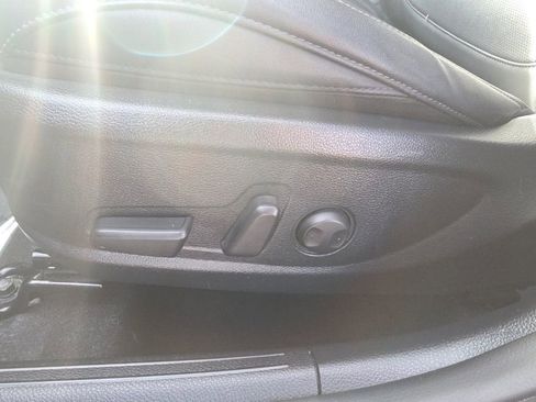 Used 2024 Kia Seltos SX w/ SX Sunroof Package image 12