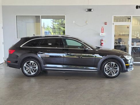 Used 2017 Audi A4 2.0T allroad Premium Plus w/ Technology Package AWD/4WD image 4
